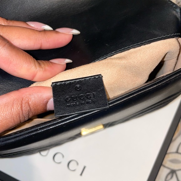 Gucci Crossbody - Picture 7 of 10